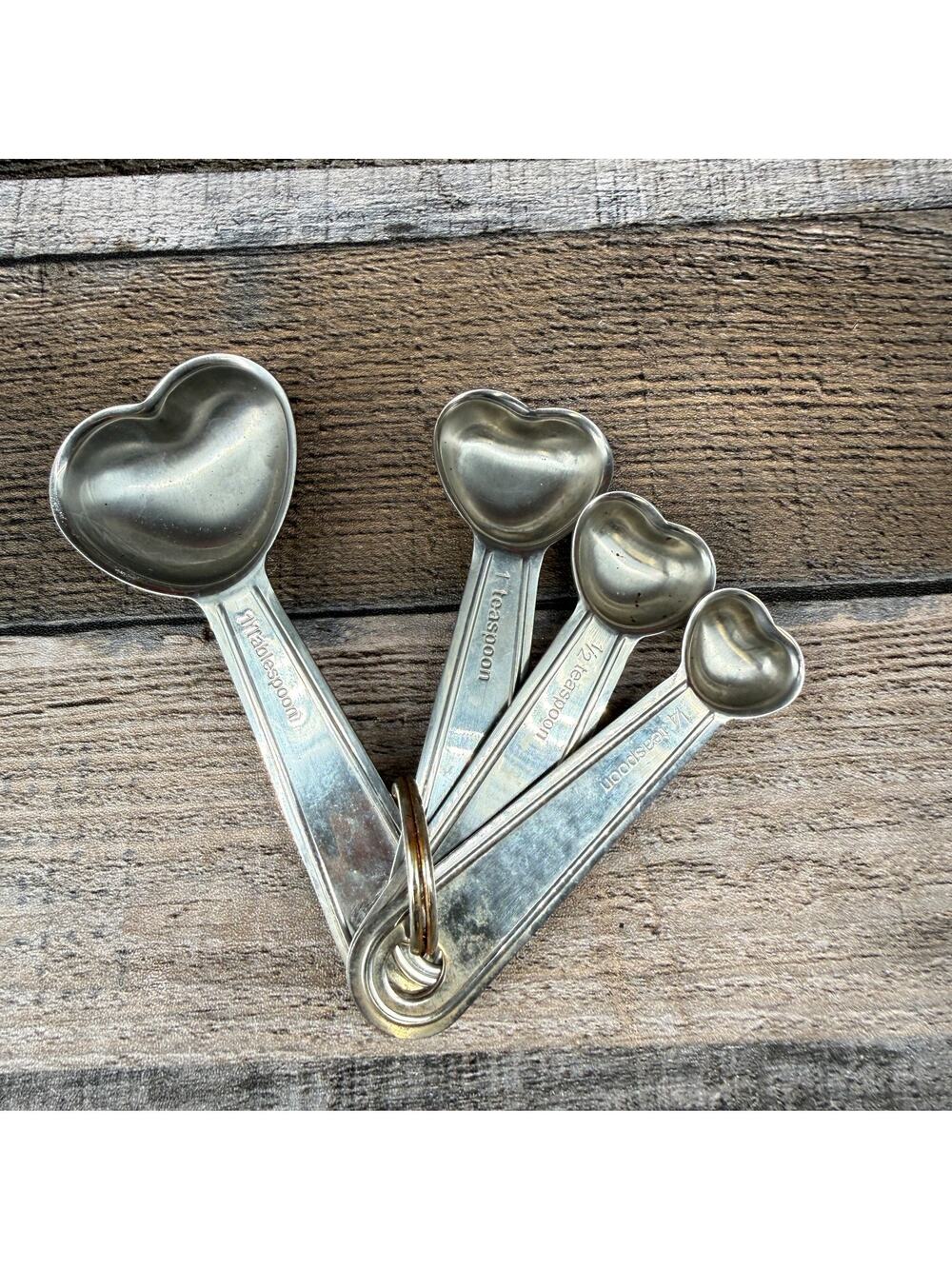 Vintage Gooseberry Patch Heart Shaped Measuring Spoons